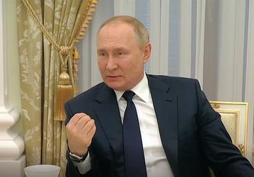 У соседей хорошо, а дома лучше. Владимир Путин прокомментировал отъезд IT-специалистов из России