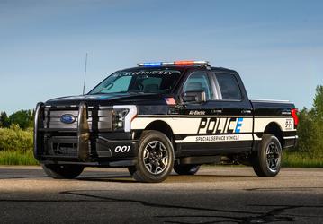 Представлена мощнейшая версия электромобиля Ford F-150 Lightning. Это первый в США пикап для полиции