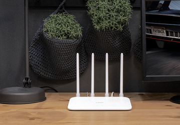 В России стартовали продажи скоростного роутера Xiaomi Router AC1200
