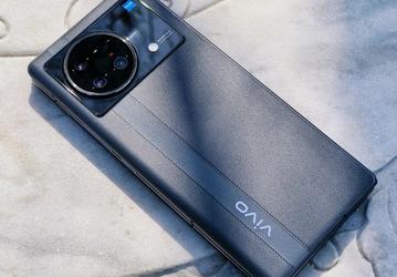 В августе выходит целая россыпь складных смартфонов, включая Vivo X Fold 2