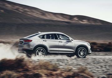 Прибыль Geely рухнула на 35%