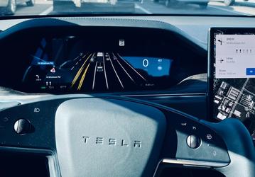 «Этот релиз будет большим» — Илон Маск анонсировал новую версию автопилота Tesla 