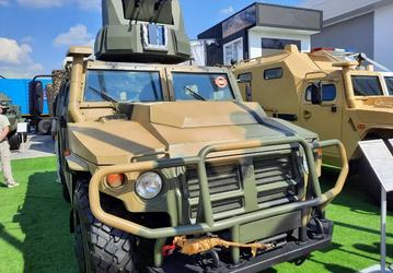 Представлен российский убийца дронов «Тигр М» с четырёхствольной установкой и РЛС