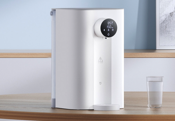 Очистит, охладит и подогреет. Xiaomi Mijia Desktop Drinking Machine Happy Edition предлагается за 220 долларов