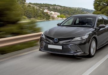 Toyota никак не может выполнить план по производству автомобилей
