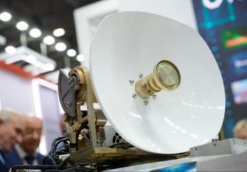 Ростех представил оборудование для высокоскоростного спутникового интернета в самолётах SSJ New, Ту-214 и MC-21