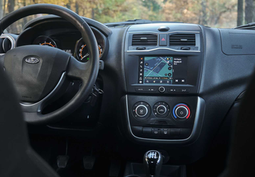 Осталось вернуть ABS. АвтоВАЗ наладил выпуск Lada Granta Classic' 22 с подушками безопасности