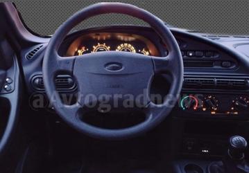 «Люкс» – это когда есть все опции. АвтоВАЗ выпустил всего 17 штук Lada Niva Travel со всеми положенными опциями, все остальные Niva Travel — «ободранные»