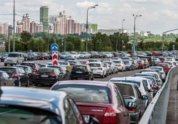 В России зарегистрировано более 53 млн машин