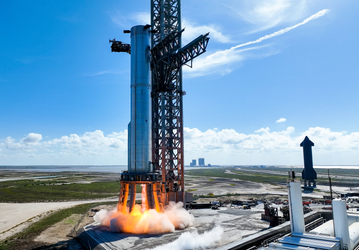 Сексуальные огневые испытания Starship мешают нормально жить Илону Маску. Миллиардер выложил видео испытаний и новый мем 