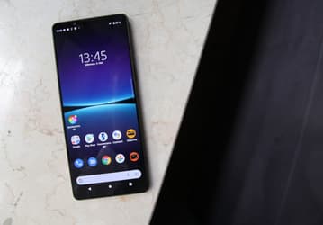 Топовый флагманский смартфон Sony Xperia 1 IV резко подешевел в Китае