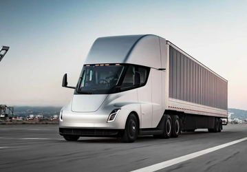 Tesla Semi с запасом хода 800 км выйдет в этом году, Cybertruck с такой же дальностью хода — в следующем