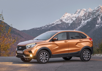 АвтоВАЗ попрощается с этой моделью Lada. Несколько единиц Lada XRay собрали из оставшихся деталей