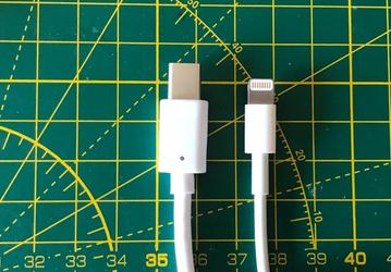 В Apple придумали, как заработать на переходе с Lightning на USB-C