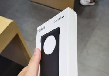 Так выглядит 5G для Huawei Mate 50 Pro. Опубликовано фото коробки с чехлом, за счет которого будет обеспечиваться связь пятого поколения