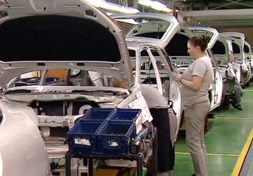 АвтоВАЗ впервые с июня остановил производство Lada Granta из-за нехватки комплектующих