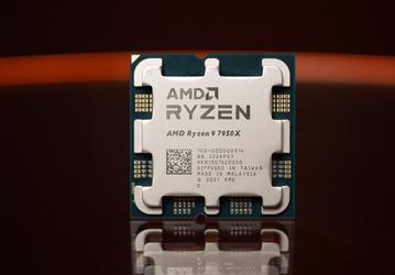 Между этими процессорами пропасть. Ryzen 9 7950X в Blender почти на 60% быстрее Core i9-12900K