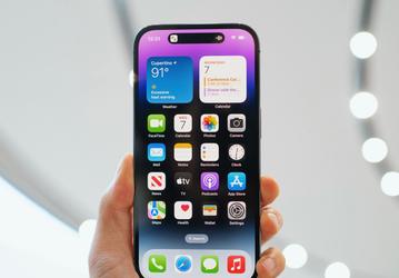 В этом плане iPhone 14 на несколько поколений отстаёт от Android. Мощность зарядки не превышает 29 Вт