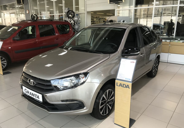 Новая Lada со скидкой 25%. АвтоВАЗ уже продал тысячи машин по госпрограммам