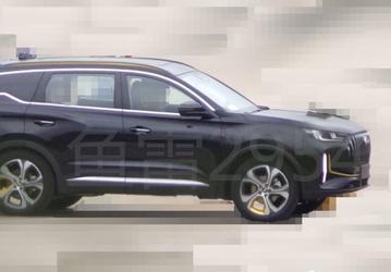 Совершенно новый Chery Tiggo 7 Pro показали вживую в двух цветах
