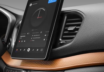 Тот самый «вертикальный планшет»: мультимедийная система Lada EnjoY Vision Pro для Lada Vesta NG в подробностях