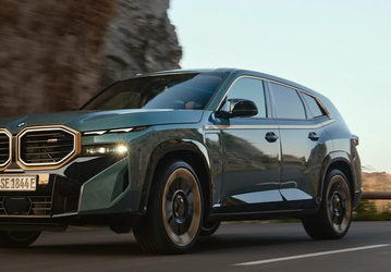 Представлен суперкроссовер BMW XM — первый M-гибрид в истории