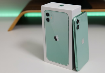 Бестселлер iPhone 11 подешевел в России больше чем на треть с начала продаж