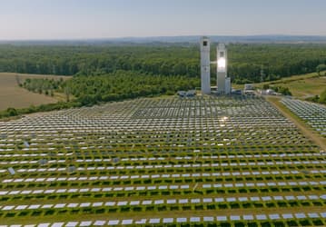 Synhelion начала строить первый в мире завод для производства синтетического топлива на солнечной энергии