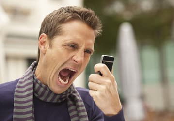 У российских операторов подорожал зарубежный роуминг — больше всего опциональные услуги