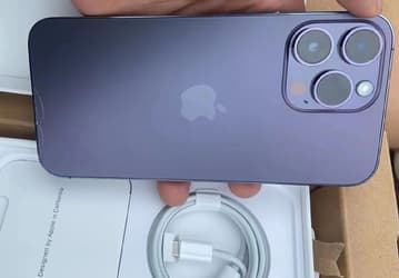 Первый пошёл — iPhone 14 Pro разбился сразу после распаковки. Фото повреждений