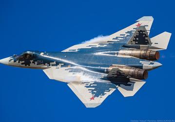 В ОАК рассказали об интеллектуальных возможностях истребителя Су-57. Он может брать на себя пилотирование и подготовку оружия