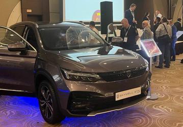 В России состоялась публичная премьера седана Chery Arrizo 5 Plus и электрического кроссовера Skywell ET5