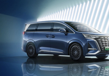 Новый король минивэнов: ежедневные продажи BYD Denza D9 только в Китае превышают 730 машин