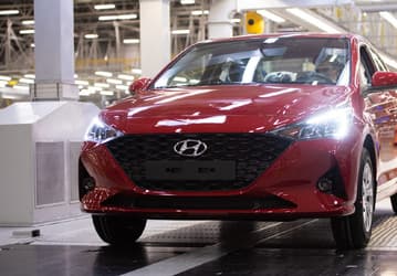 Hyundai закроет завод в Санкт-Петербурге. С территории вывезли все оставшиеся автомобили, даже не до конца собранные