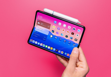 Вместо складного iPhone выйдет iPad со сгибающимся экраном. По оценке CCS Insight, это произойдёт в 2024 году