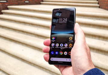 Компактный смартфон Sony Xperia 5 IV с IP68, топовой платформой и аккумулятором ёмкостью 5000 мА•ч задерживается всего на день