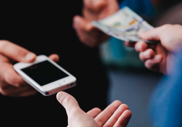 Продать смартфон на «Авито» стало ещё проще и быстрее