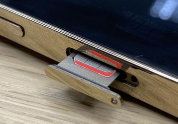 Американский iPhone 14 Pro «модернизировали», добавив в него слот для двух SIM-карт