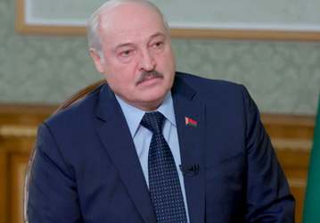 Александр Лукашенко поручил обеспечить безопасность Белоруссии от кибератак, но не создавать для этого новые центры