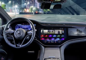 Mercedes-Benz уходит из России. Обслуживать машины теперь будет новый владелец российского завода — «Автоdom»