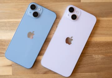 Опубликованы обзоры iPhone 14 Plus. У аппарата великолепная автономность и непривычно малая масса