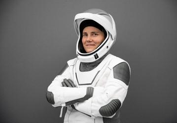 Историческое событие: космический корабль Crew Dragon с россиянкой на борту пристыковался к МКС, космонавты перешли на борт станции