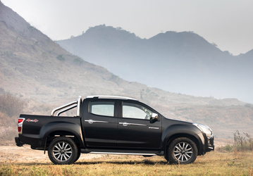 Этот японский производитель никуда не собирается. Isuzu ответила на слухи о прекращении производства в России