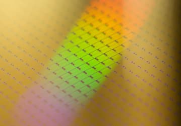У Huawei нет иного выхода, кроме как создать собственный EUV-литограф. Нидерланды и Япония присоединяются к ограничениям США по поставкам чипов в Китай