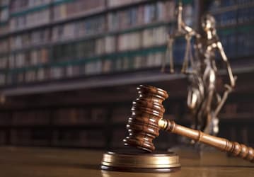 ИИ-адвокат будет защищать ответчика в американском суде — прецедент ожидается в феврале