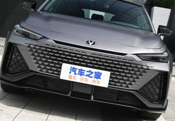 334 л.с., расход 4,95 л на 100 км и форма кузова как у Audi A7. В Китае стартовали продажи экономичного лифтбэка Changan UNI-V iDD