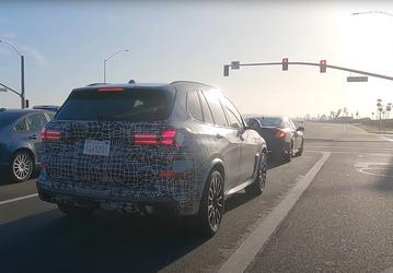 Это новый BMW X5 2024. Автомобиль засняли внутри и снаружи