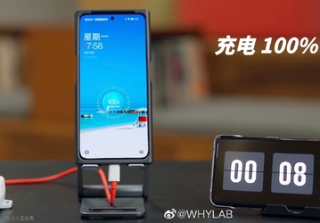 Полная зарядка за 8 минут и 9 секунд. На что способен 240-ваттный адаптер Realme GT Neo5