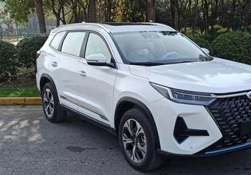 Это новый Chery Tiggo 8 Pro DP-i с расходом 1,7 л на 100 км. Фотографии и характеристики гибридного кроссовера