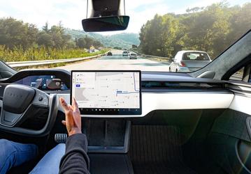 Tesla серьёзно мухлевала, создавая рекламное видео о своём автопилоте